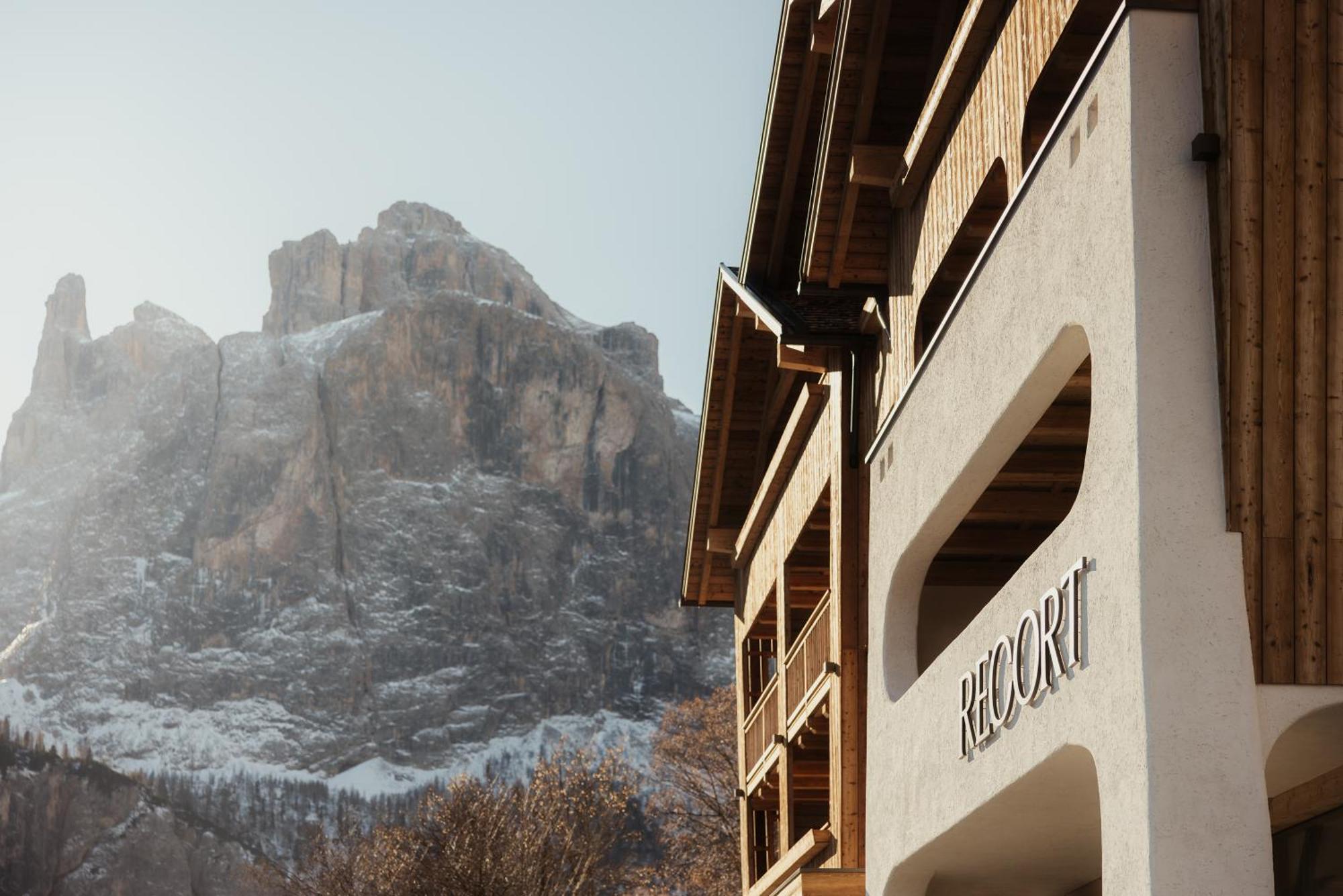 Hotel Recort Colfosco Eksteriør bilde